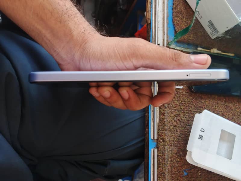OPPO A6k 1