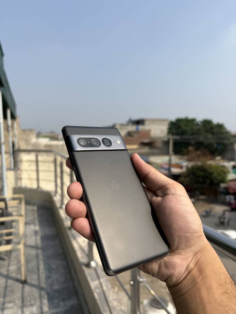 Google Pixel 7 Pro 2