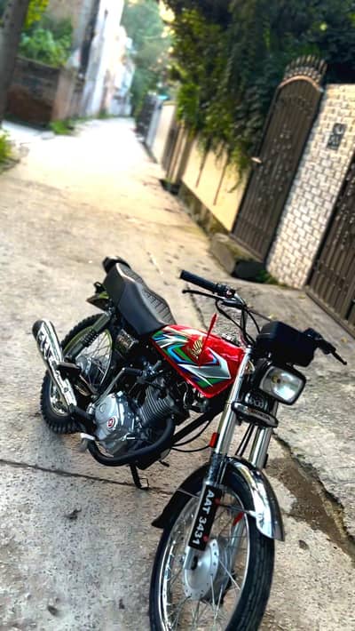 Honda 125 2023 mobel