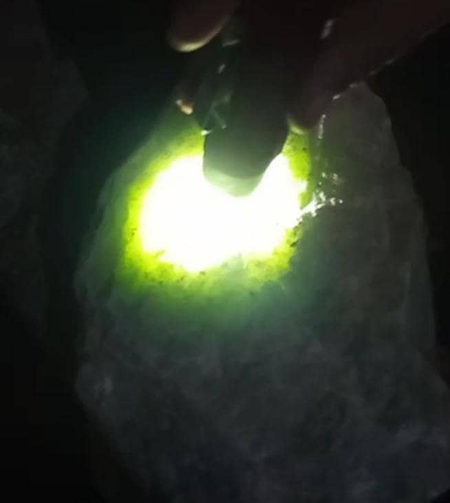 Pakistani rough nephrite 1