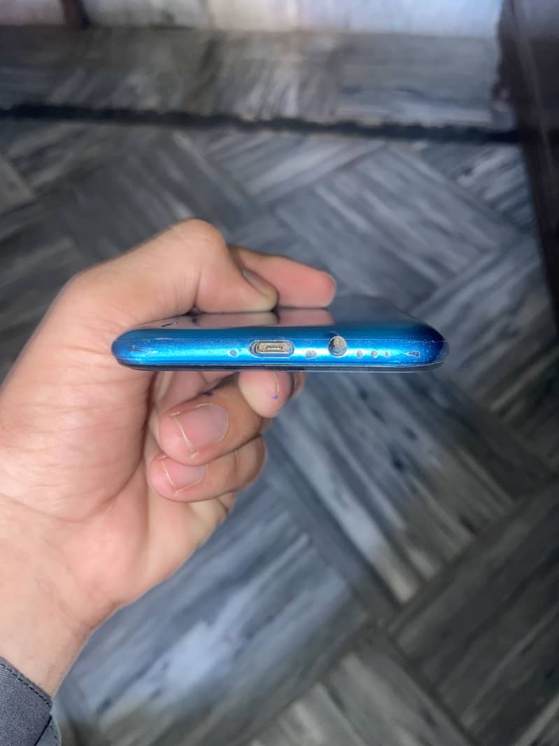 Tecno 3