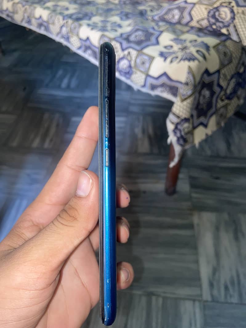 Tecno 6