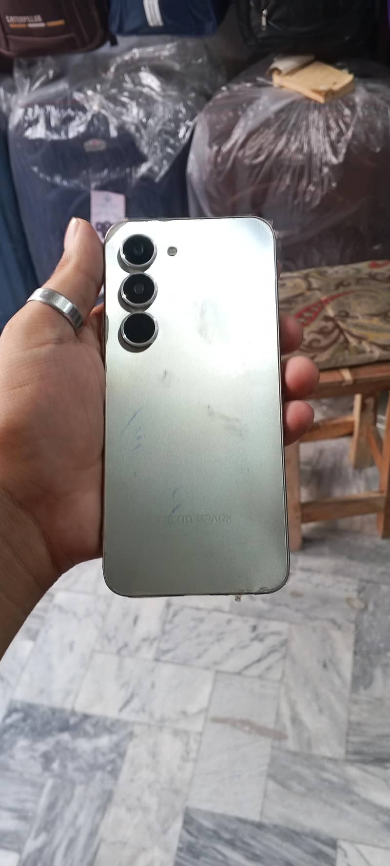 Tecno spark 40 pro 0