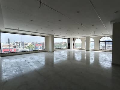 18 Marla Brand New Floor Available For Rent