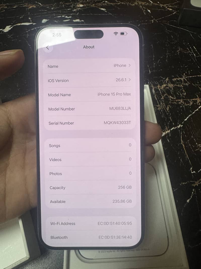 Apple iPhone 15 Pro Max 1
