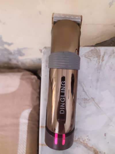Dingling RF-609c Professional Hair Clipper