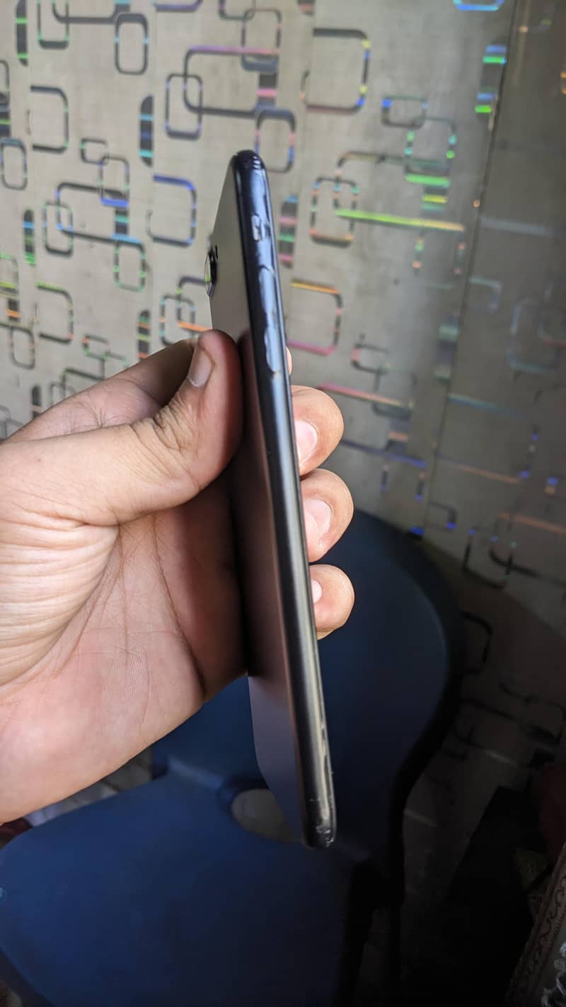 Apple iPhone 7 Plus 2