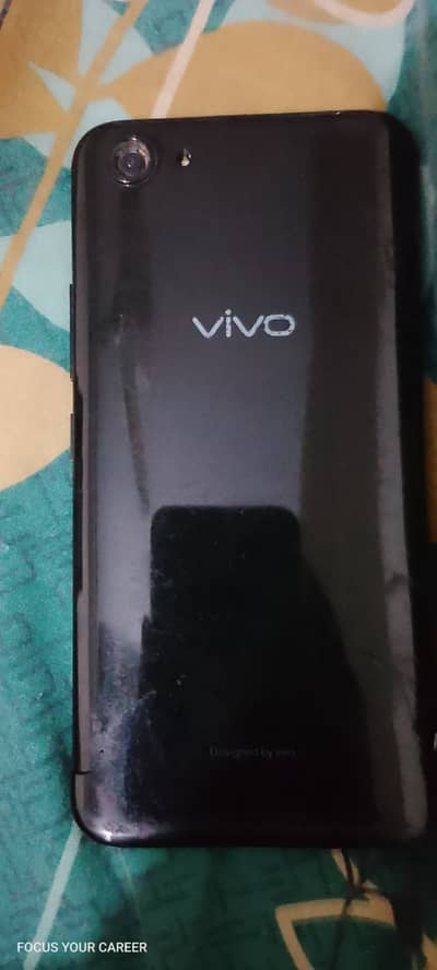 Vivo y81 s 6GB RAM/128 S E