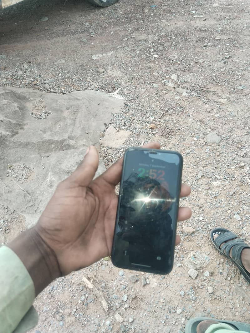 Apple iPhone XR 6