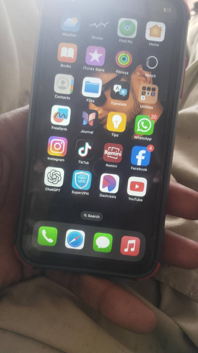 Apple iPhone XR 8