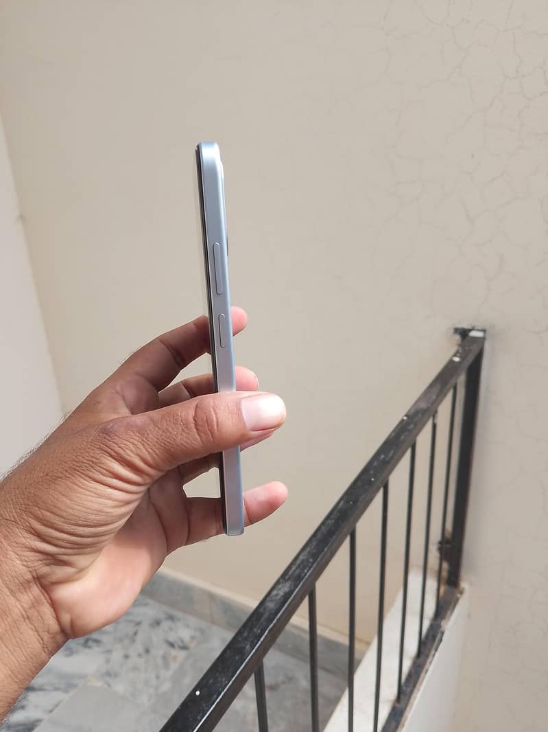 OPPO A6k 3