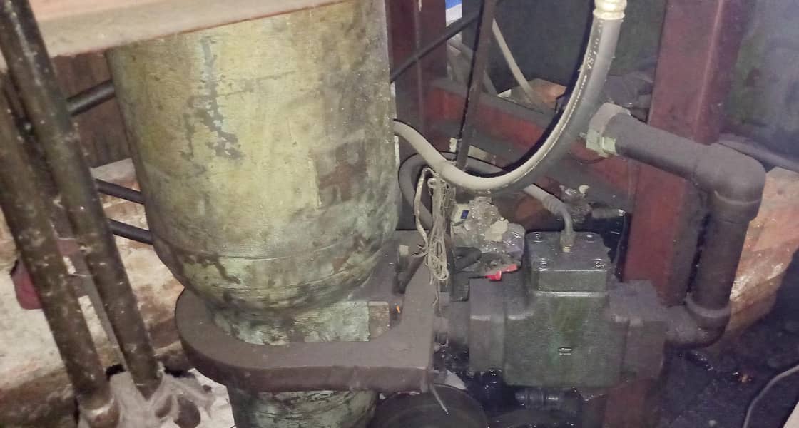 Rubber Compression moulding hydraluic machine 7