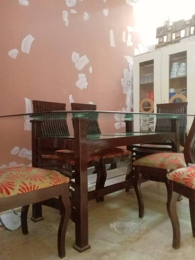 daining table 3