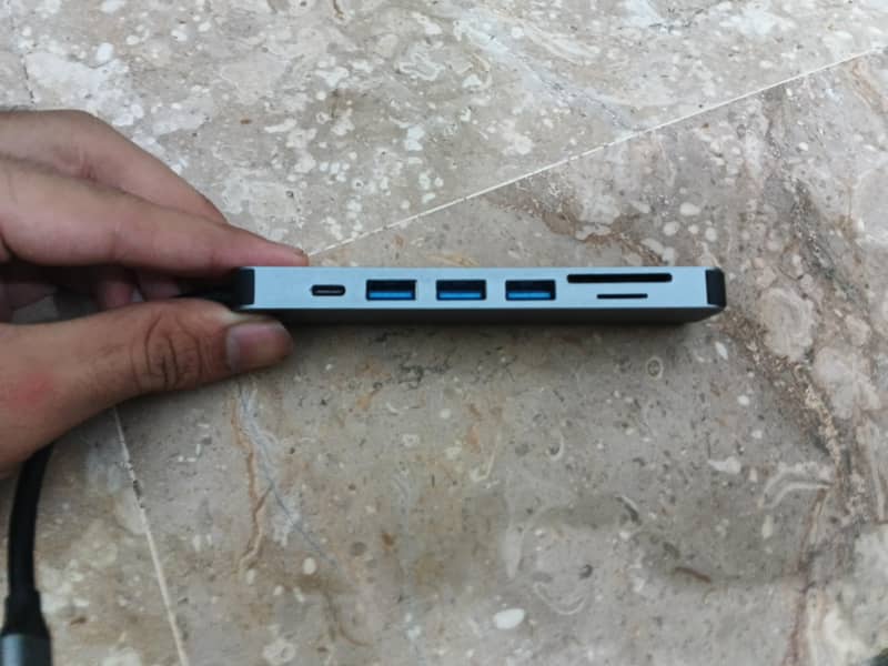 USB-C Dongle Multiport Adapter 2