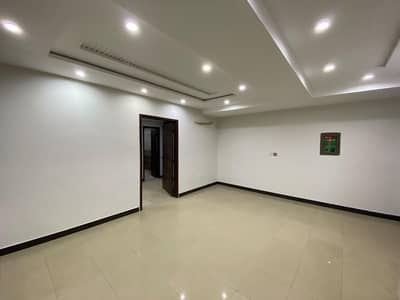 2 bed non furnished apartment