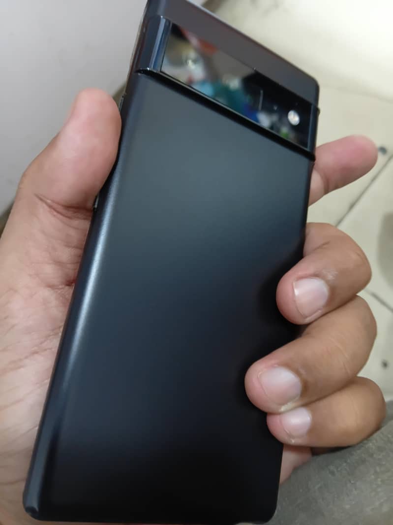 Google Pixel 6 Pro 2