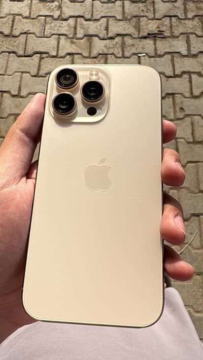 Apple iPhone 16 Pro Max