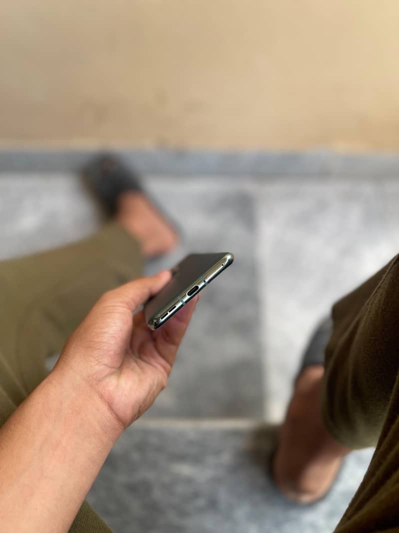 One Plus 10 Pro 3