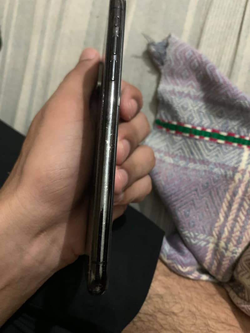 Apple iPhone X 2