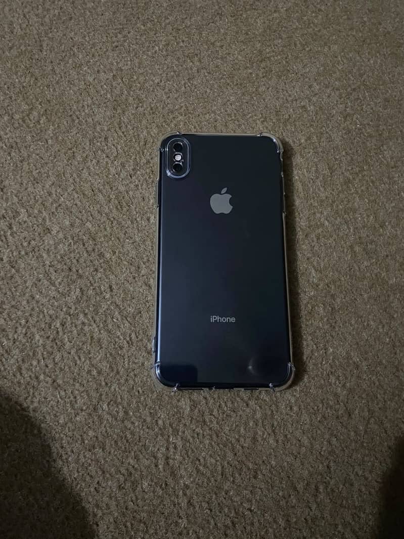 Apple iPhone XS Max 0