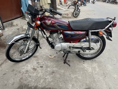 Honda 2022 modal original in very good condition for sale