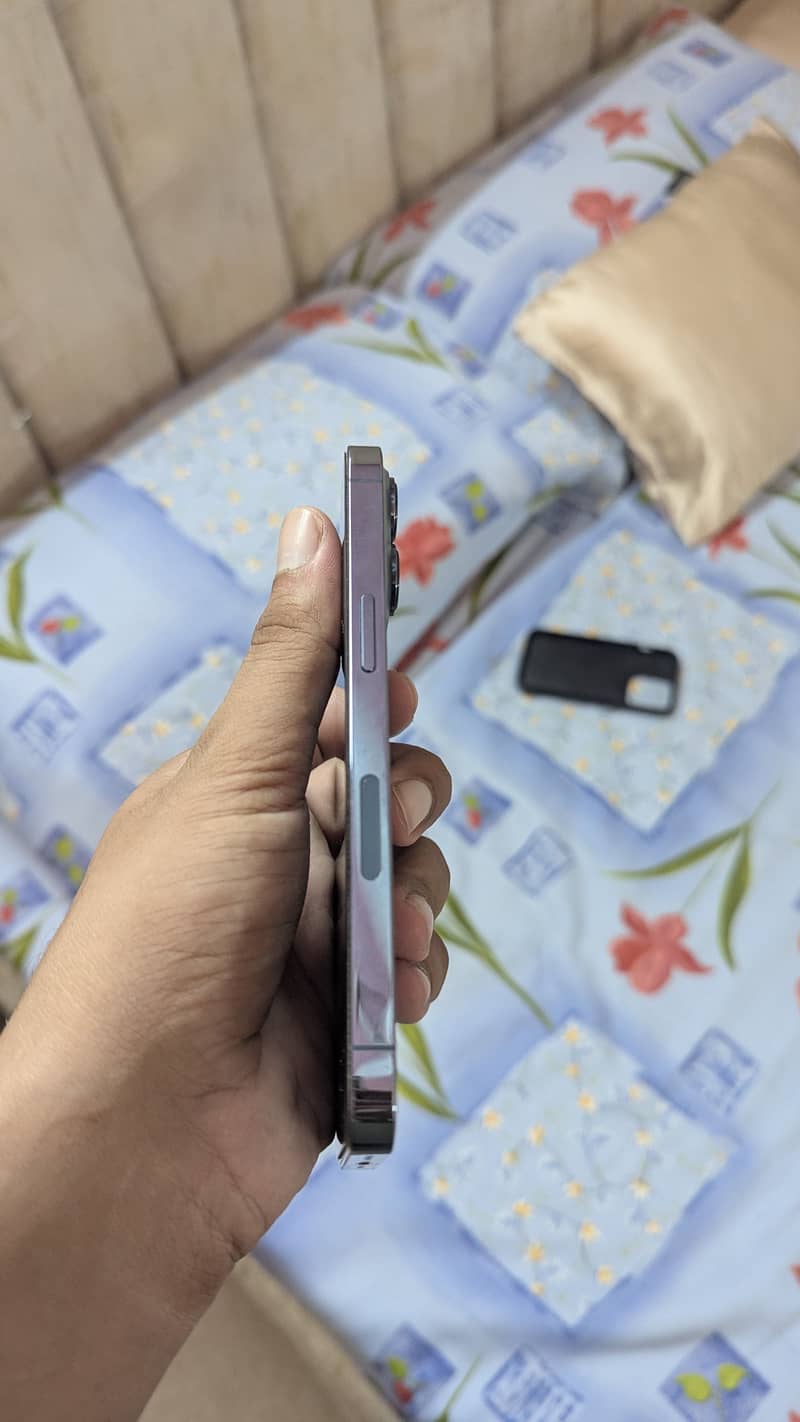 Apple iPhone 13 Pro 1