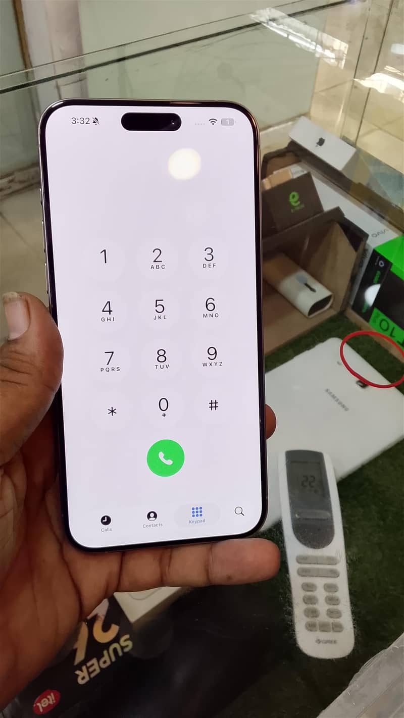 Apple iPhone 15 Pro Max 2