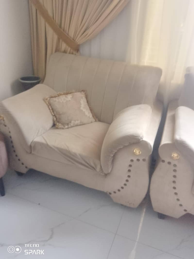 5 seater sofa 4