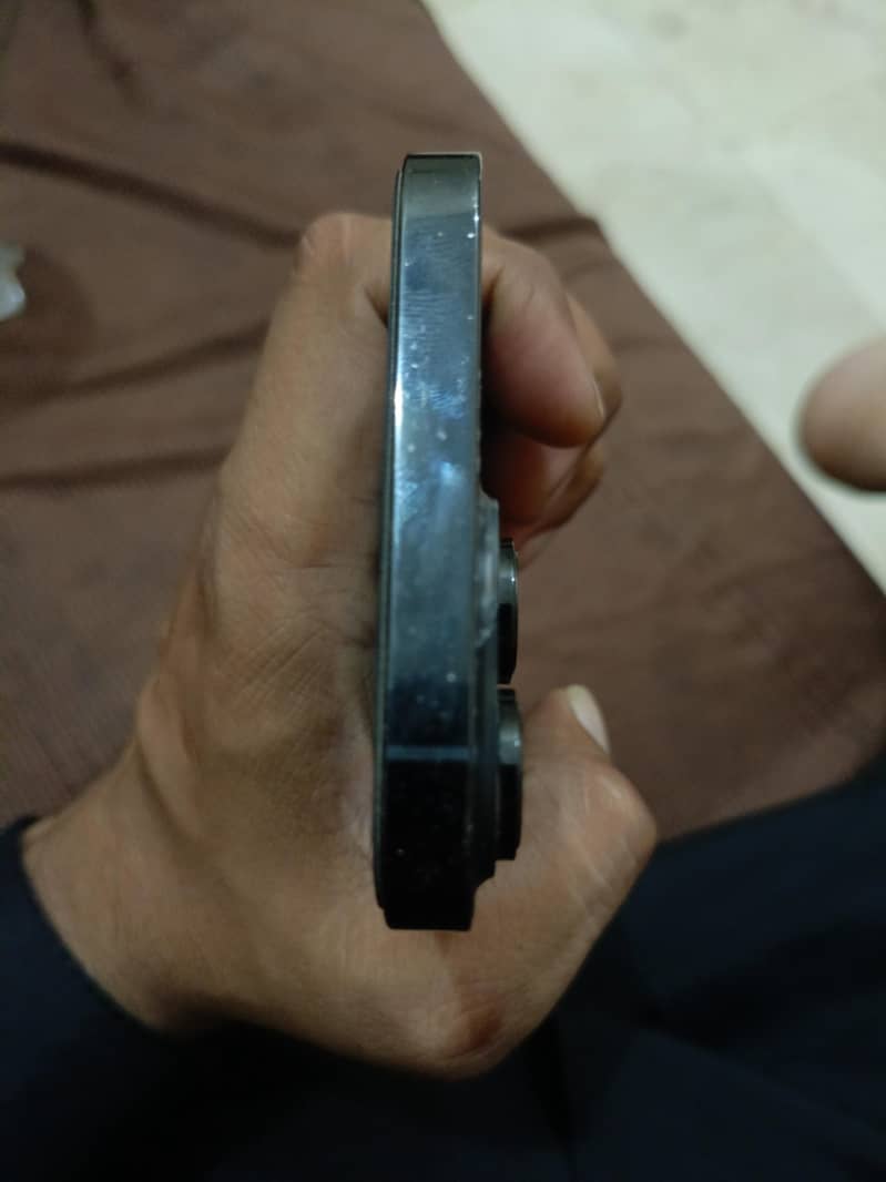 Apple iPhone 14 Pro Max 5