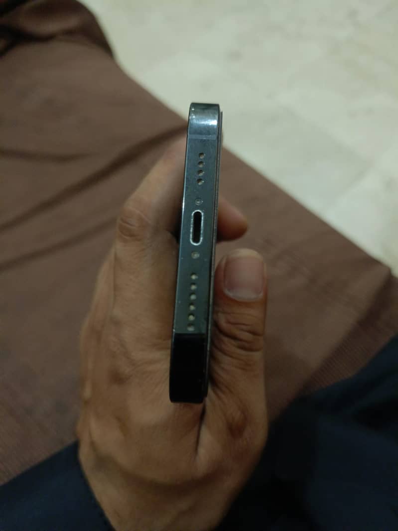 Apple iPhone 14 Pro Max 6
