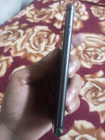 Apple iPhone 8