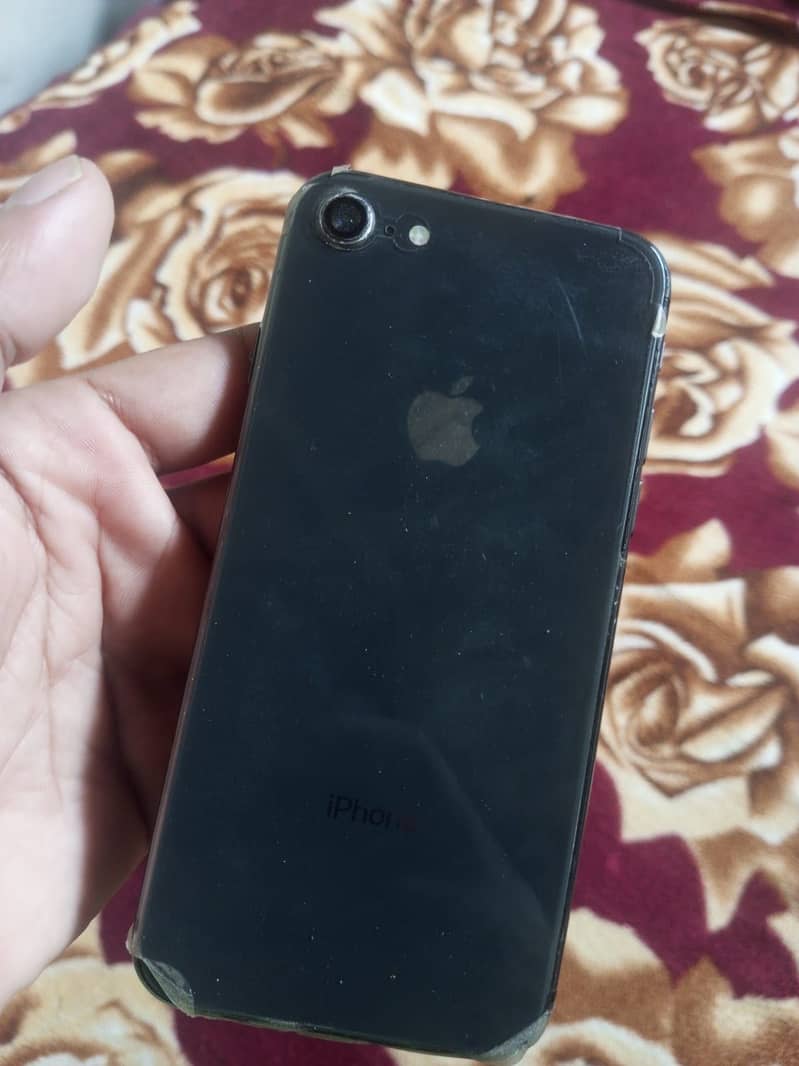 Apple iPhone 8 2