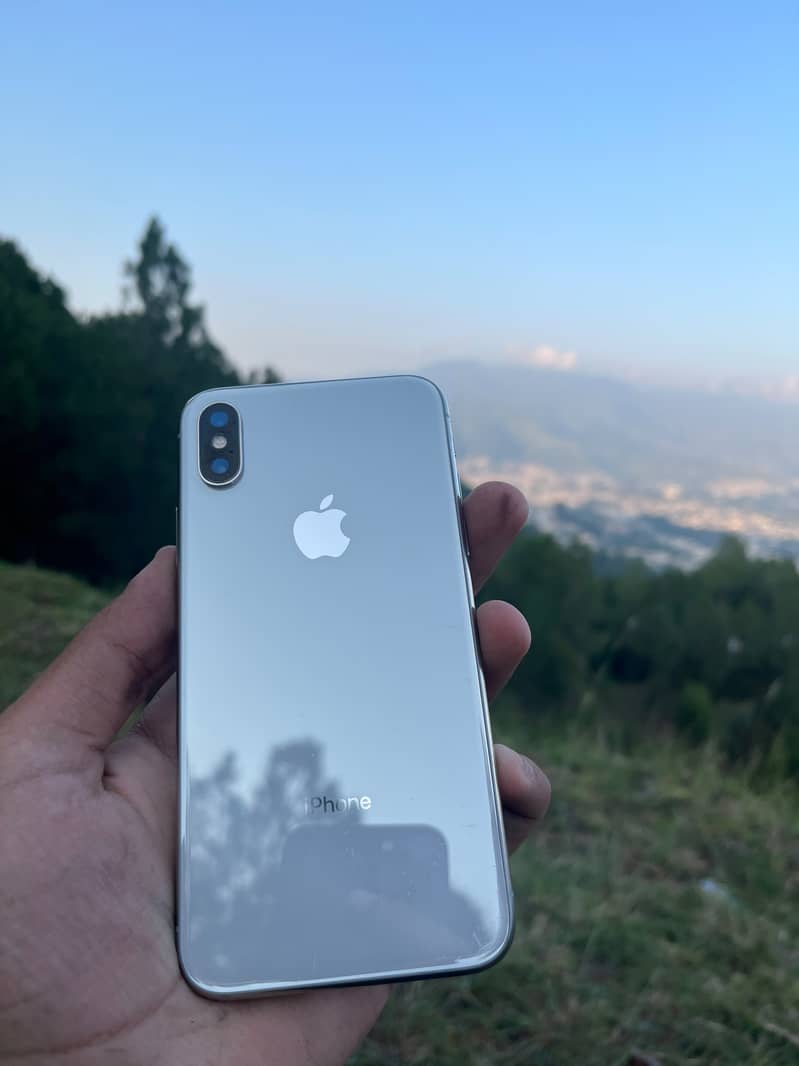 Apple iPhone X 2