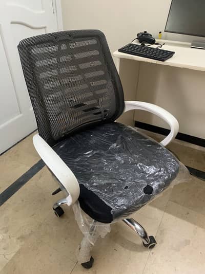 Brand New Office Chair | Ergonomic Mesh Chair | Islamabad