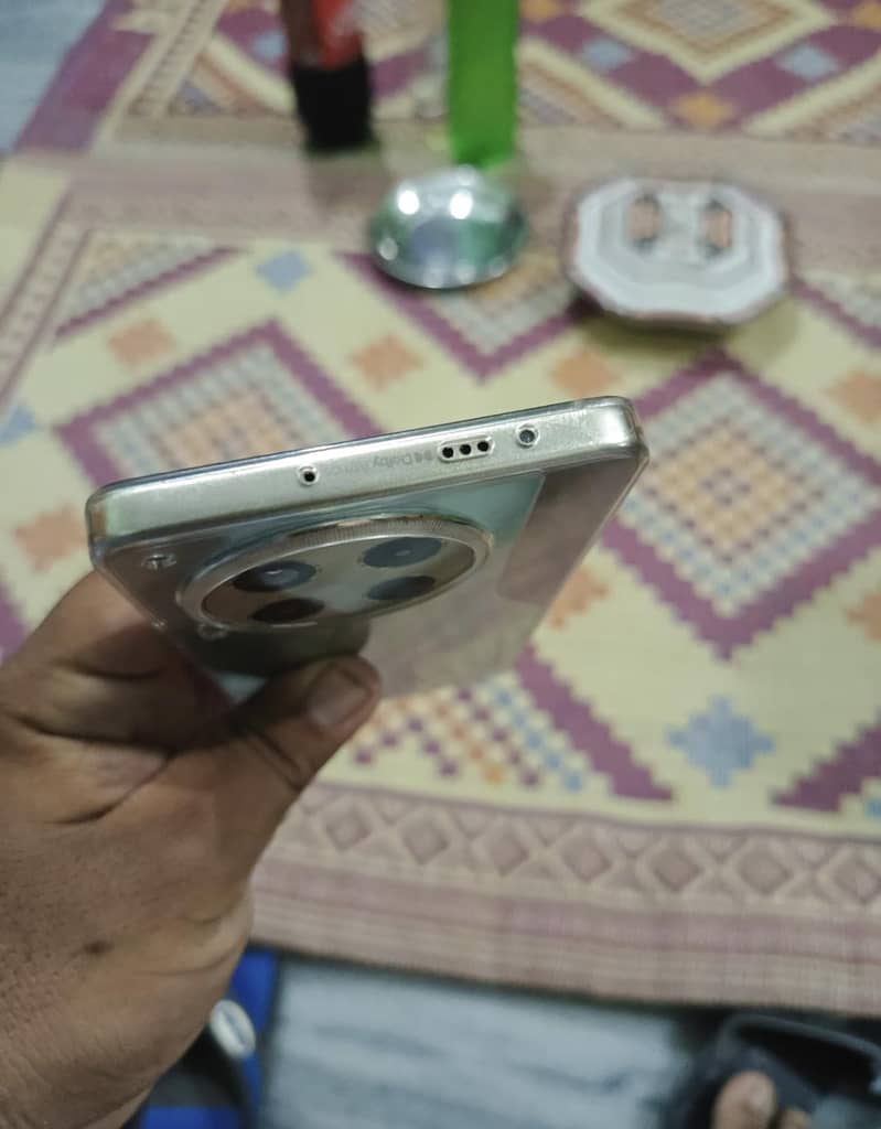 Tecno CAMON 30 1