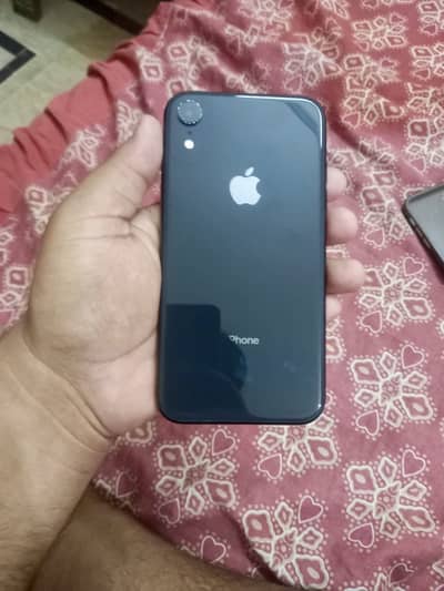Apple iPhone XR