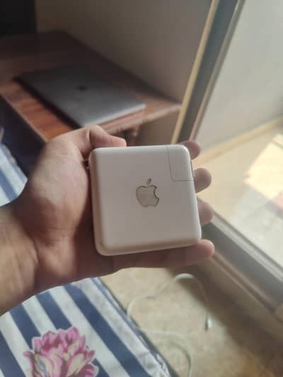 MacBook Pro 2020 Intel Core i5 | 16GB RAM | 500GB Storage | Touch Bar