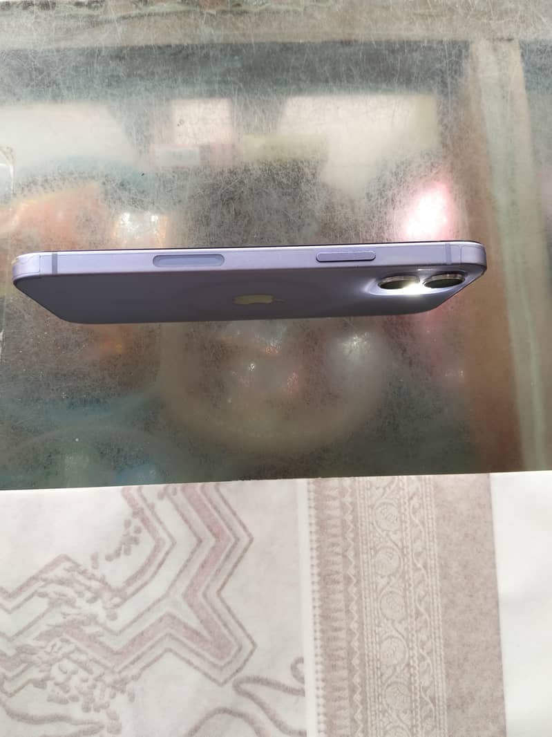 Apple iPhone 12 1