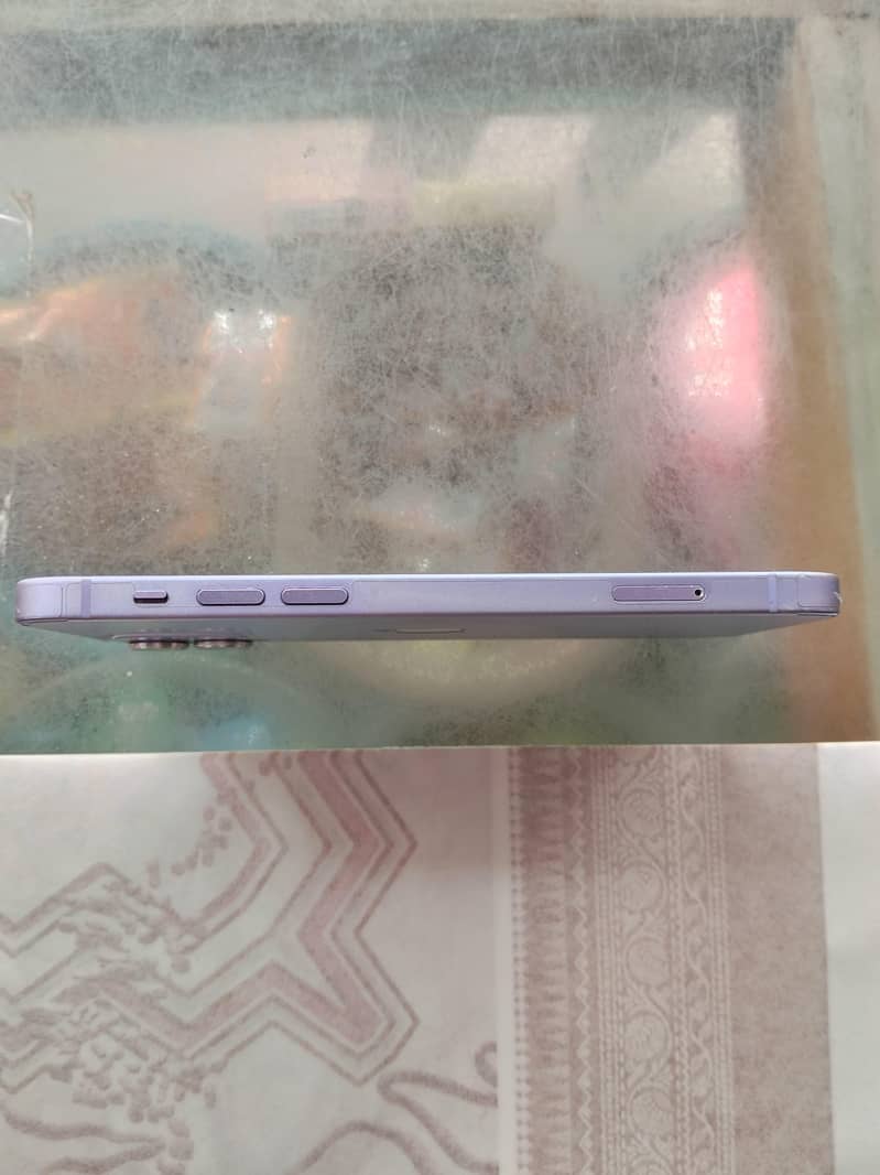 Apple iPhone 12 3