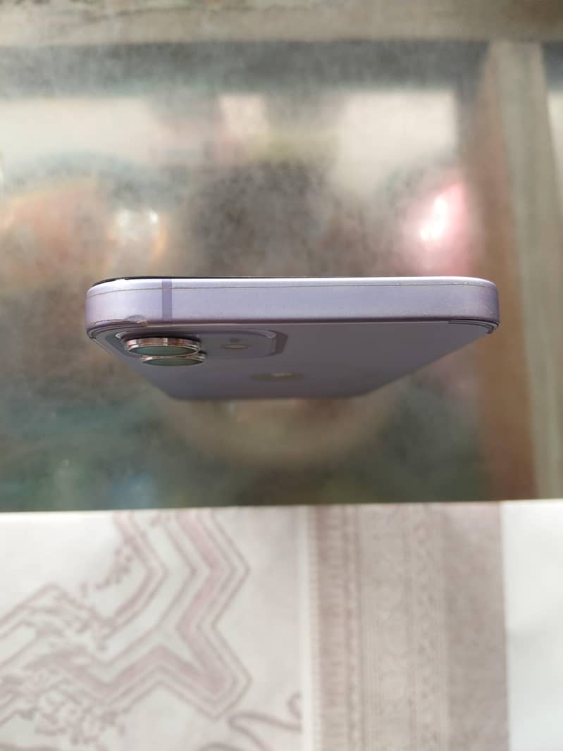 Apple iPhone 12 5