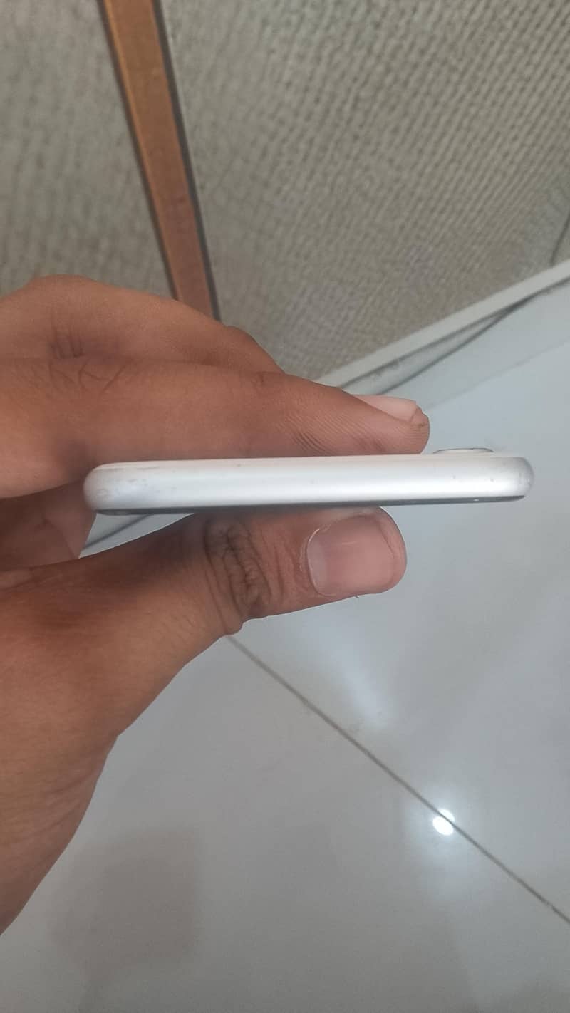 Apple iPhone SE 1
