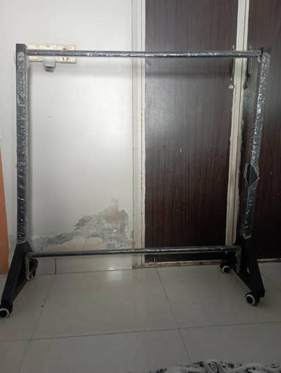 Cloth Stand New