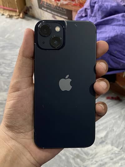 Apple iPhone 13