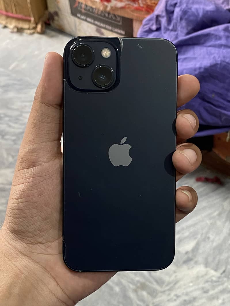 Apple iPhone 13 0