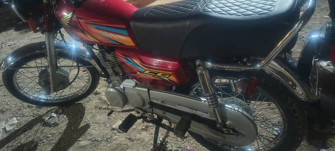 Urjent sell Unitid 125 pori bike 2026 Honda k saman p update he