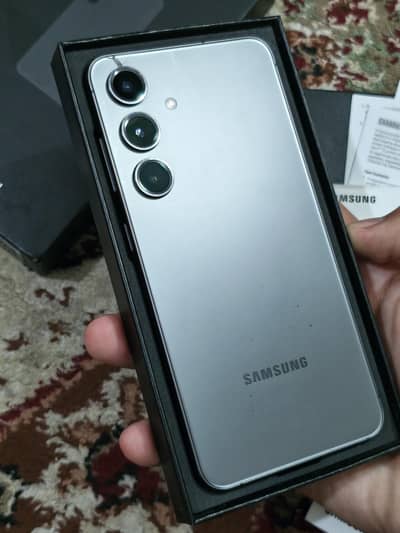 Samsung Galaxy S24 256GB with Box Non PTA Unlocked Dual Physical Sim