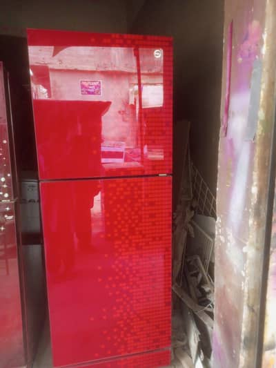GLASS DOOR AND PREMIUM