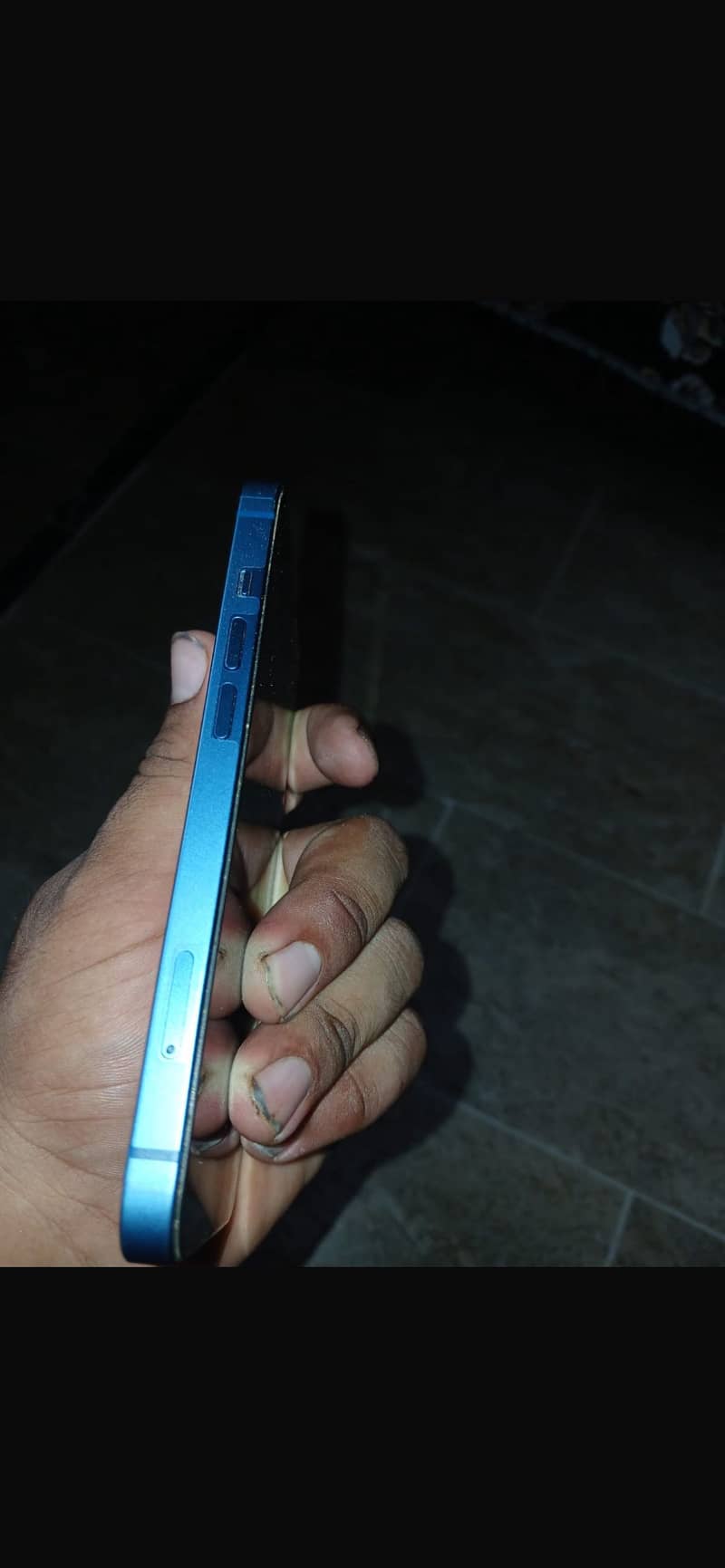 Apple iPhone 13 5