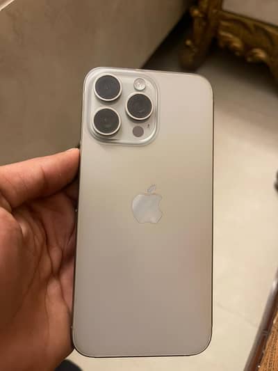 Apple iPhone 15 Pro Max