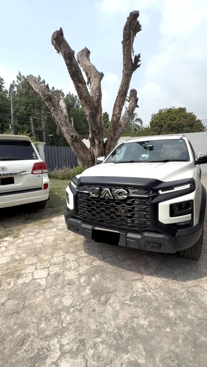 JAC T9 Hunter 0